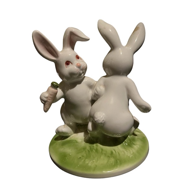 Fitz and Floyd MCMLXXX 1970’s vintage Albino Bunnies. - Picture 2 of 6